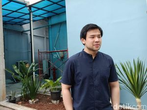 Nicholas Sean Sebut Veronica Tan Makin Sibuk Usai Jadi Pejabat Negara Nicholas Sean Sebut Veronica Tan Makin Sibuk Usai Jadi Pejabat Negara