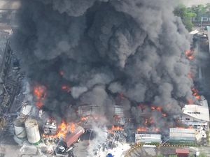 6 Fakta Kebakaran Hebat Pabrik di Bekasi Renggut 9 Nyawa