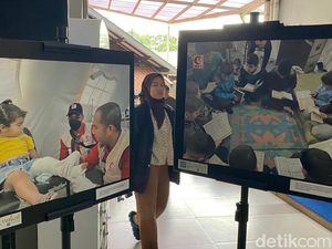 Cerita Kemanusiaan dalam Pameran Foto Palestina di Masjid Salman ITB Cerita Kemanusiaan dalam Pameran Foto Palestina di Masjid Salman ITB