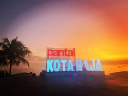 Menikmati Keindahan Sunset di Pantai Kota Raja Ende
