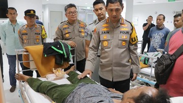 4 Korban Luka Ditabrak Truk Ugal-ugalan di Tangerang Masih Dirawat di RS