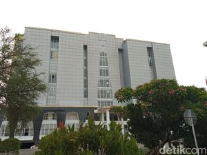 Temuan Kejari Usai Cek Gedung Setda Kota Cirebon yang Diduga Dikorupsi Temuan Kejari Usai Cek Gedung Setda Kota Cirebon yang Diduga Dikorupsi