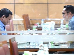 Prabowo Unggah 3 Foto Momen Makan Nasi Padang Bareng Ridwan Kamil