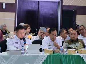 Tol Palembang-Jambi Akan Buka Perekonomian 2 Provinsi Tol Palembang-Jambi Akan Buka Perekonomian 2 Provinsi