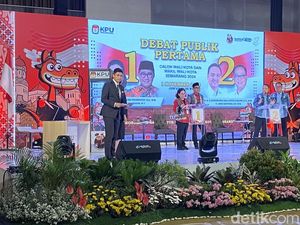 Debat Pilwalkot Semarang, Paslon Saling Sanggah soal Pendidikan Gratis Debat Pilwalkot Semarang, Paslon Saling Sanggah soal Pendidikan Gratis