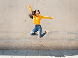 Studi Ungkap Wanita Lajang Lebih Menikmati Kesendirian Dibandingkan Pria