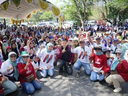 Appi-Aliyah Konsolidasi Bareng Komunitas Wija To Luwu di Pantai Makassar