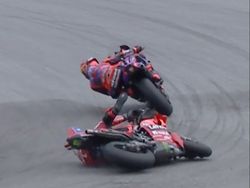 Bagnaia Jatuh di Momen yang Tidak Tepat