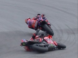 Bagnaia Jatuh di Momen yang Tidak Tepat