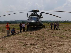 Helikopter TNI AD yang Mendarat Darurat di Blora dalam Misi Latihan Helikopter TNI AD yang Mendarat Darurat di Blora dalam Misi Latihan