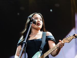 Ketika Bernadya Adalah Reinkarnasi Diri Rossa yang Galau Lewat Lagu Ketika Bernadya Adalah Reinkarnasi Diri Rossa yang Galau Lewat Lagu