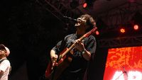 Kunto Aji-Bilal Indra Guncang Panggung Studentnite Festival