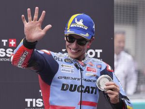 Momen Marquez Diarak Tim Gresini ke Garasi Ducati, Duduk di Kursi Bastianini Momen Marquez Diarak Tim Gresini ke Garasi Ducati, Duduk di Kursi Bastianini