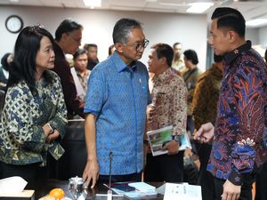 Jadi Prioritas Prabowo, Tanggul Laut Raksasa Cilegon-Gresik Dibangun Bertahap Jadi Prioritas Prabowo, Tanggul Laut Raksasa Cilegon-Gresik Dibangun Bertahap