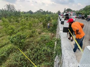 Pembunuh Pria Berhelm Merah di Mojokerto Ditangkap di Bandung Pembunuh Pria Berhelm Merah di Mojokerto Ditangkap di Bandung