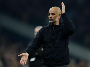 Guardiola Janji Bertahan Meski Man City Degradasi