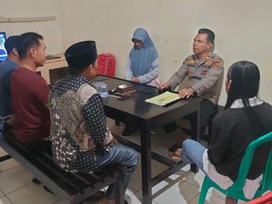 Heboh Wanita di Kerinci Bakar-Injak Al-Quran, Pelaku Diamankan Polisi Heboh Wanita di Kerinci Bakar-Injak Al-Quran, Pelaku Diamankan Polisi
