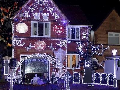 Niat Banget! Dekorasi Rumah Menyeramkan Ala Halloween Bisa Habis Rp 20 Juta