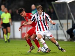 Mees Hilgers Cedera Hamstring saat Twente Bungkam Willem II 1-0