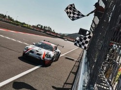 Lagi, Moreno Soeprapto Juara Balap Porsche di Mandalika