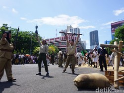 Video: Melihat Teatrikal Parade Surabaya Juang Peringati Hari Pahlawan