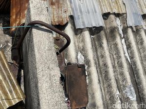 Motif Ibu di Surabaya Buang Bayi ke Atap Rumah Warga: Malu Belum Nikah Motif Ibu di Surabaya Buang Bayi ke Atap Rumah Warga: Malu Belum Nikah