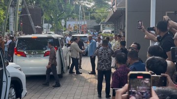 Prabowo Mendarat di Bali, 'De Gadjah' Sambut Sang Menteri