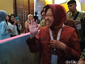 Video: Gaya 3 Paslon Pilgub Jatim saat Hadiri Debat Kedua Video: Gaya 3 Paslon Pilgub Jatim saat Hadiri Debat Kedua