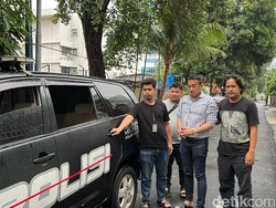 Tampang Tersangka Baru Kasus Buka Akses Judol Saat Ditangkap Polisi