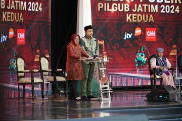 Revolusi Birokrasi: Risma dan Gus Hans Luncurkan Resik untuk Pelayanan Publik yang Mulus