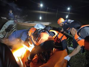 Remaja yang Tenggelam di Danau Riak Tebo Ditemukan Tewas Remaja yang Tenggelam di Danau Riak Tebo Ditemukan Tewas