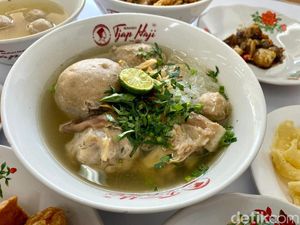 Bakso Tjap Haji : Mencicipi Bakso Viral di Bandung yang Ada Sejak 1996 Bakso Tjap Haji : Mencicipi Bakso Viral di Bandung yang Ada Sejak 1996
