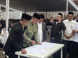 Keinginan Farhan-Erwin Wujudkan Kesejahteraan Guru Ngaji di Bandung