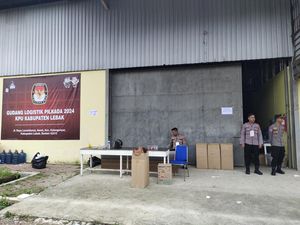 KPU Lebak Lipat Surat Suara Pilkada Secara Tertutup, Lokasi Disterilkan