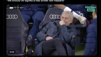 Meme Jose Mourinho tertawa ketika ada yang bilang butuh striker seperti Haaland. Foto: dok. Internet/X (Twitter)