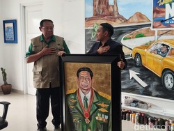 Naufal Abshar Beri Hadiah Lukisan, SBY: Old Soldier Never Dies