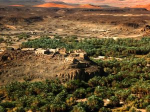 Kota Berusia 4.000 Tahun Tersembunyi di Oasis Tanah Arab Kota Berusia 4.000 Tahun Tersembunyi di Oasis Tanah Arab