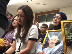 Tamara Tyasmara Menata Emosi Hadiri Sidang Vonis Kasus Pembunuhan Dante