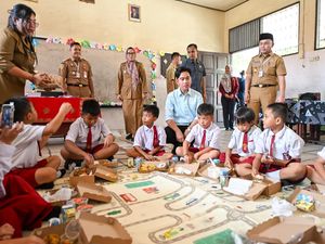 Video: Gibran Minta Kadisdik Se-RI Kawal Program Makan Bergizi Gratis Video: Gibran Minta Kadisdik Se-RI Kawal Program Makan Bergizi Gratis