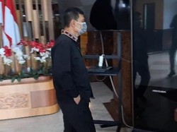 Edward Tannur Datangi Kejati Jatim Usai Istri Jadi Tersangka Suap Hakim