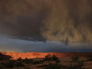 Fenomena Hujan Ajaib yang Tidak Mencapai Tanah