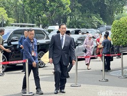 Luhut Gelar Rapat Antisipasi Hasil Pilpres AS Sore Ini