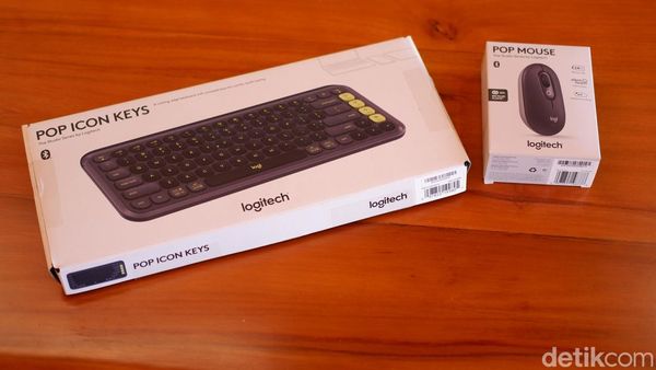 Unboxing Logitech Pop Icon, Punya Tampilan Bergaya