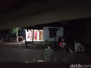 Jabar Hari Ini: Penggerebekan Rumah Produksi Pil Setan di Sumedang Jabar Hari Ini: Penggerebekan Rumah Produksi Pil Setan di Sumedang