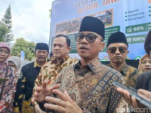 Mendes Ingin Desa Tak Hanya Jadi Penonton di Program Makan Siang Gratis