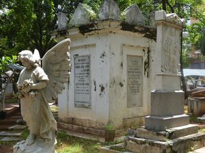 Menilik Jejak Kolonial di Museum Taman Prasasti Jakarta Menilik Jejak Kolonial di Museum Taman Prasasti Jakarta