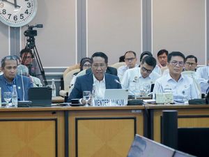 Raker Perdana di DPR, Supratman Bahas Fokus Kerja Kementerian Hukum