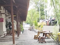 Tak Punya Izin Jual Miras, Kafe Ruang Bahagia di Lokananta Solo Ditutup