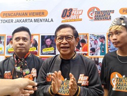 Pramono Akan Putihkan Ijazah Sekolah yang Ditahan Jika Terpilih Jadi Gubernur