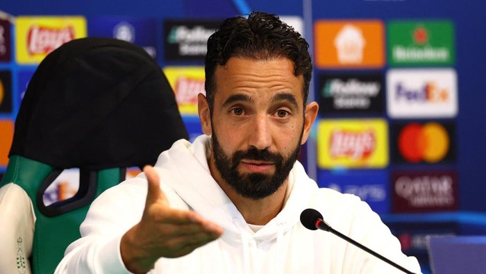 Soccer Football - Champions League - Sporting CP Press Conference - Estadio Jose Alvalade, Lisbon, Portugal - November 4, 2024 Sporting CP coach Ruben Amorim during the press conference Action Images via Reuters/Andrew Boyers
